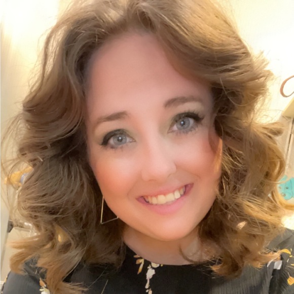 Meet your Posher, Casey - Picture 1 of 1